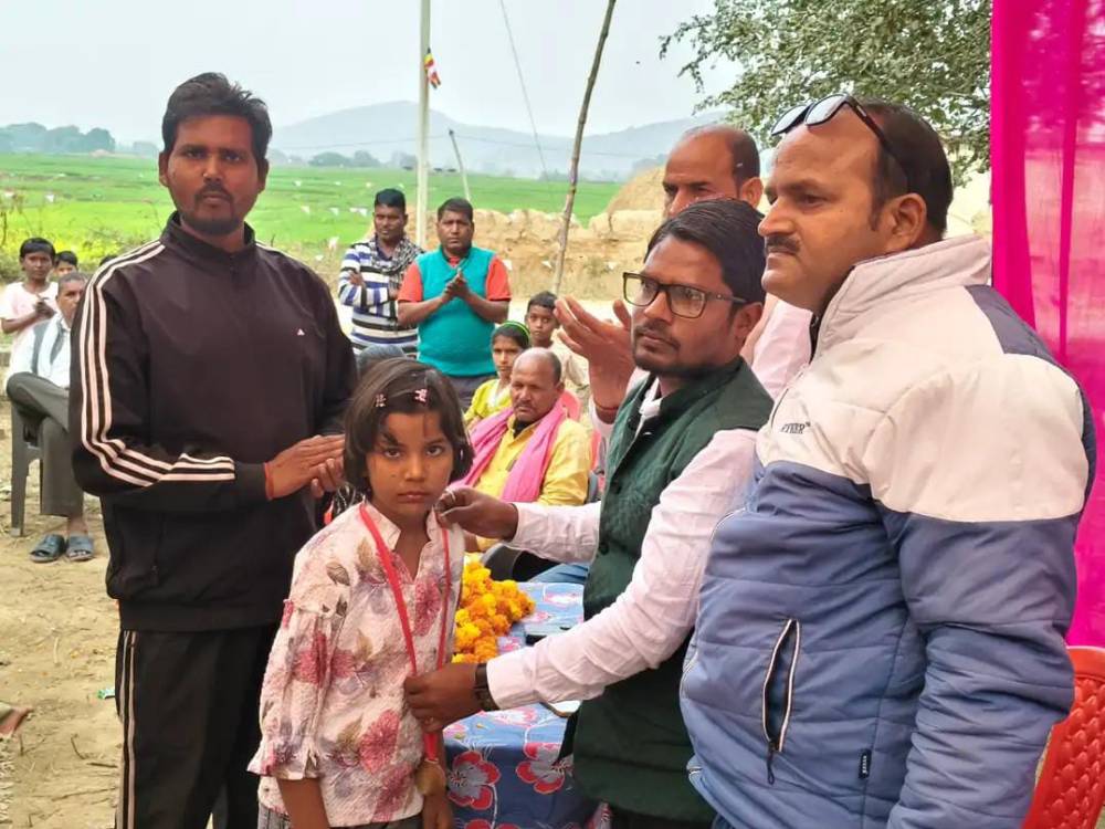 Kashi Ki Aawaz | छित्तमपुर में हर्षोल्लास के साथ मनाई गई संत गुरु रविदास जयंती, जीवन-शिक्षाओं पर हुई सारगर्भित चर्चा