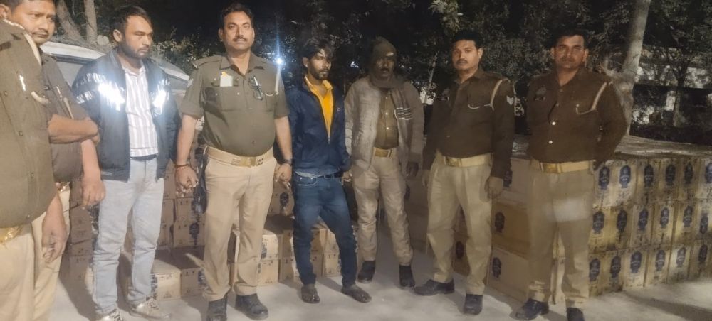 होली से पहले बड़ी कार्रवाई: 3807 लीटर अवैध अंग्रेजी शराब बरामद,। || KashiKiAawaz